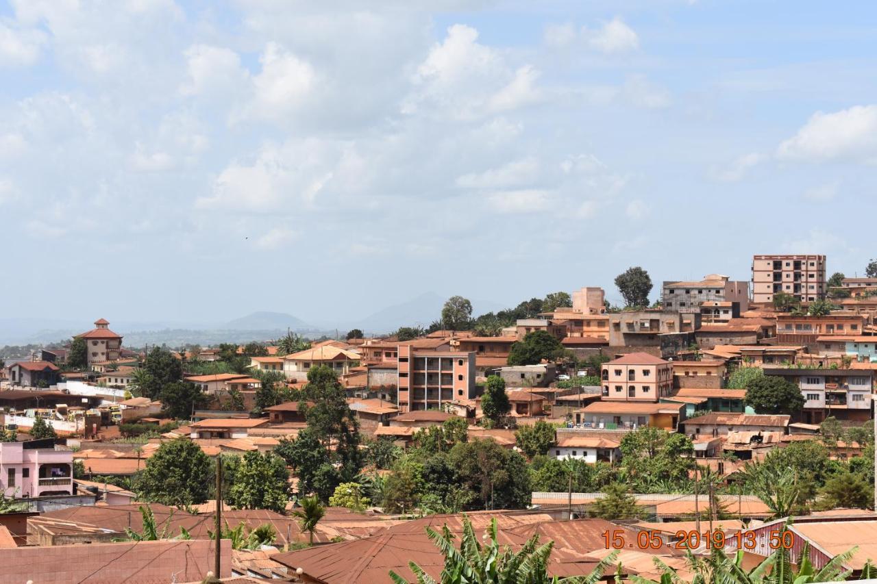 Residence Vicyma 2 P Tout Confort Bafoussam Centre Екстер'єр фото