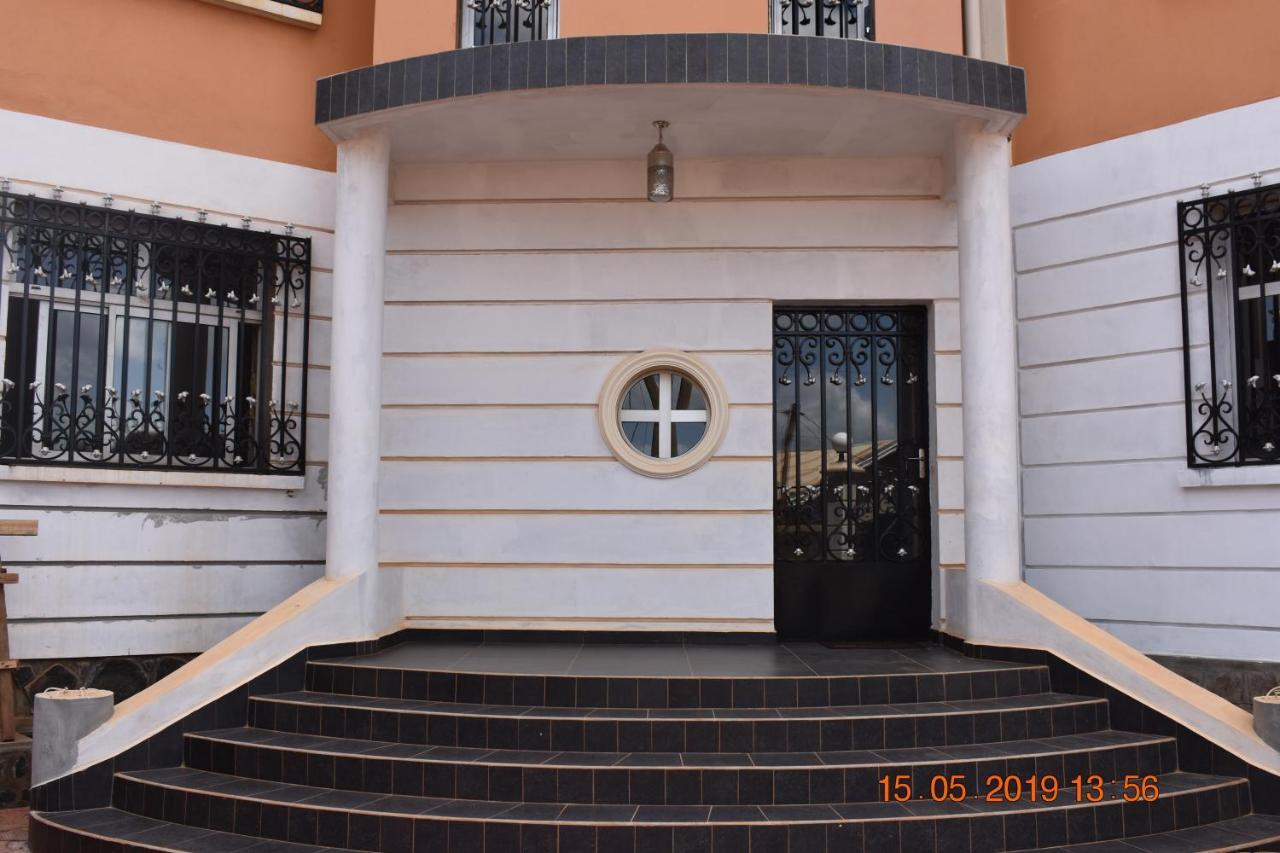 Residence Vicyma 2 P Tout Confort Bafoussam Centre Екстер'єр фото