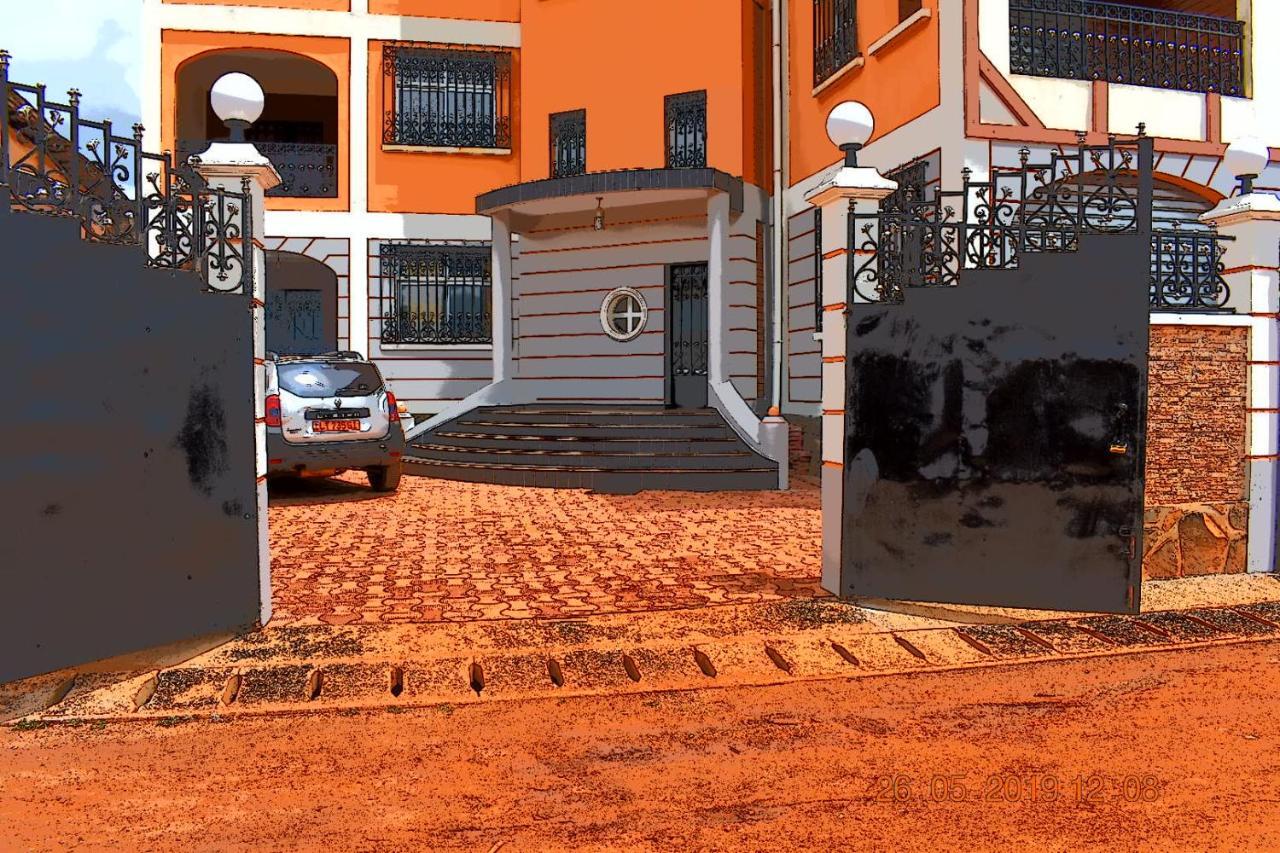 Residence Vicyma 2 P Tout Confort Bafoussam Centre Екстер'єр фото